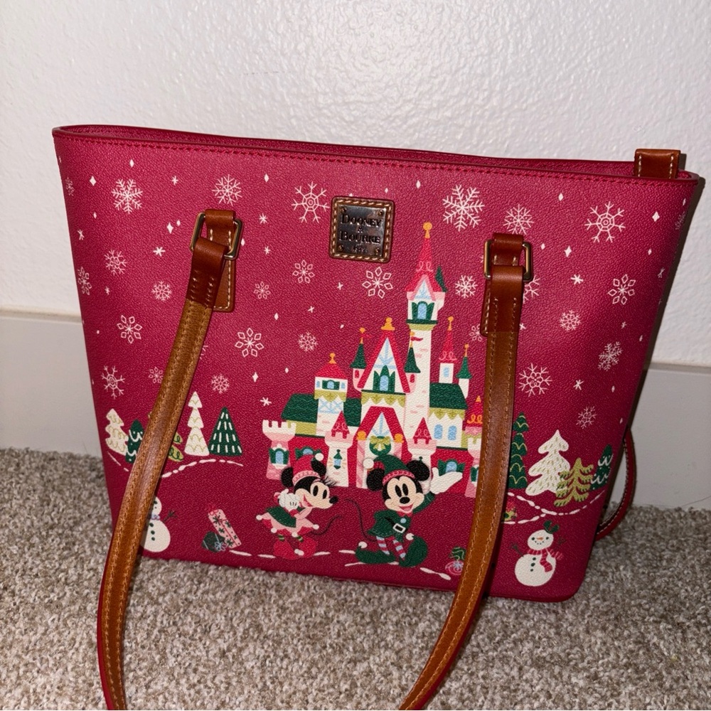 Disney Dooney & Bourke Family Christmas Tote  Mickey Minnie 2024 NWT